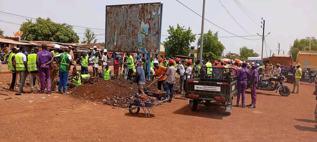 Dédougou : 149 contrevenants soumis à des travaux d’intérêt général lors d’une opération conjointe de contrôle de circulation routière