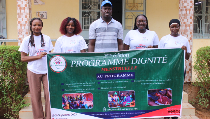 Hygiène menstruelle : 100 femmes et filles déplacées internes formées à Dédougou par le Réseau des Héroïnes du Faso