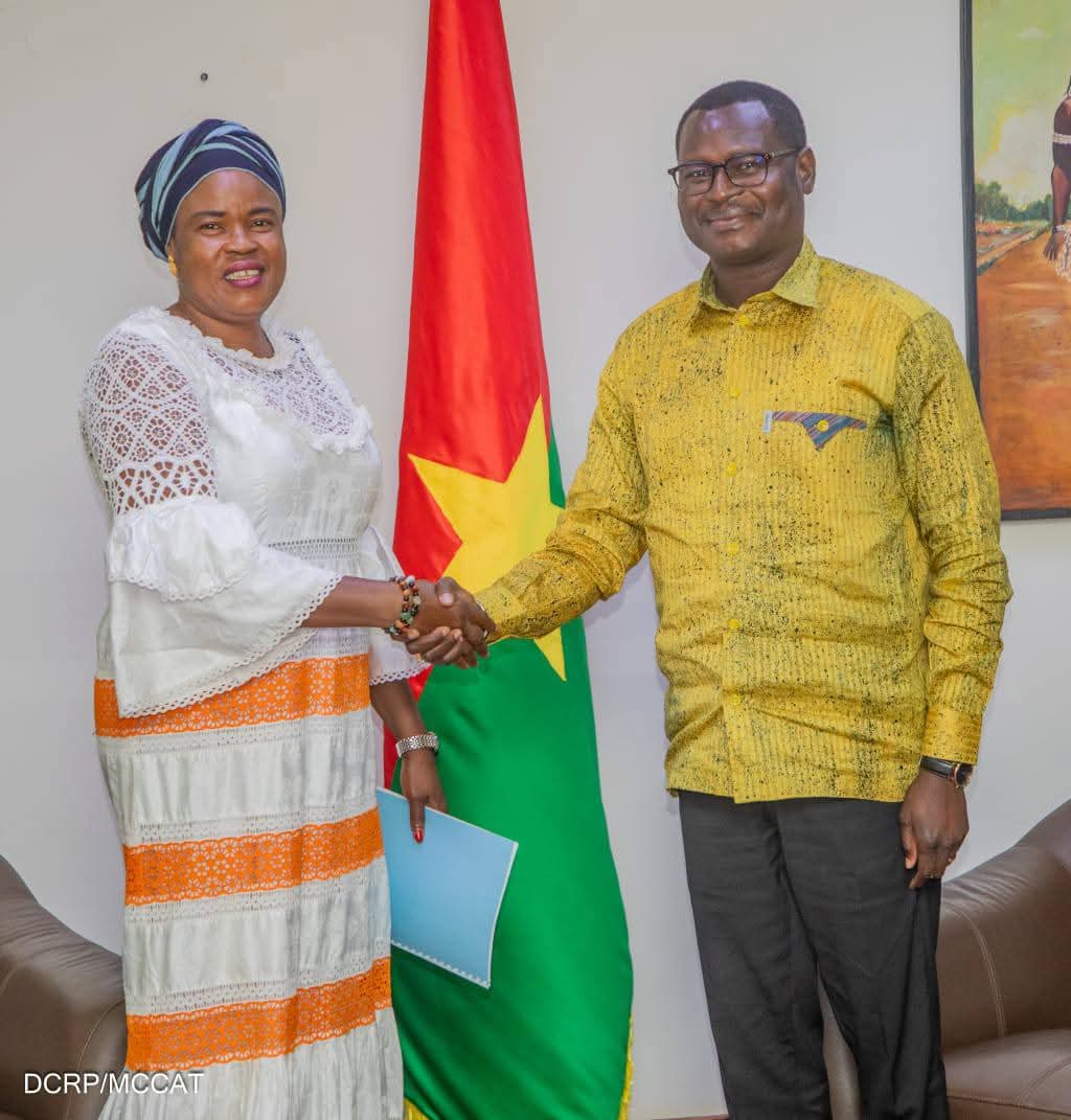 Vers la 10e édition du Festival BADINABA : l’association BADINABA DEHOUN reçue par le Ministre de la Culture