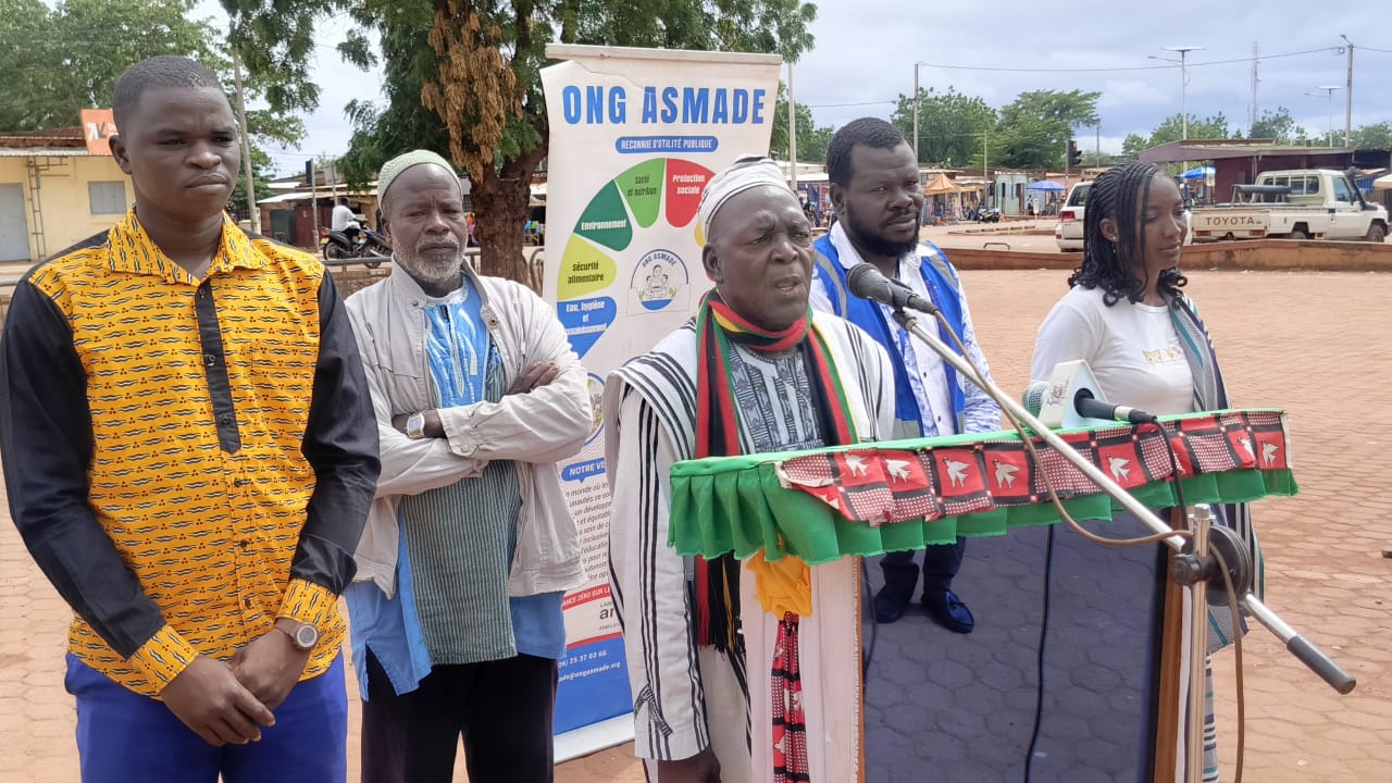 Dédougou : les leaders communautaires des Régions de Bankui et du Sourou s’engagent publiquement à abandonner le mariage d’enfants, les MGF et les violences faites aux enfants